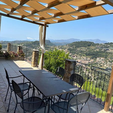 Agriturismo Ca Due Nonu Vallebona Luaran gambar