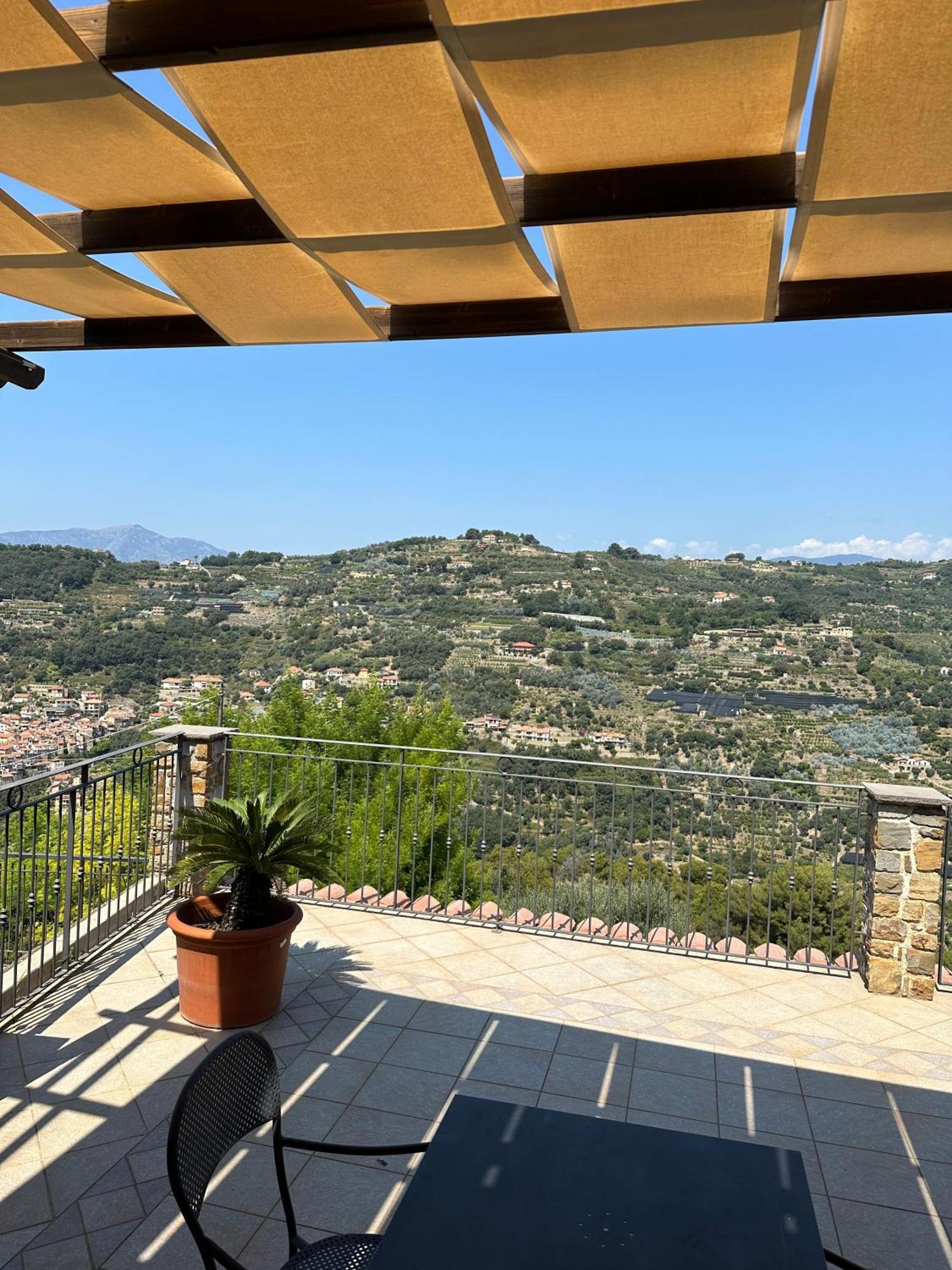 Agriturismo Ca Due Nonu Vallebona Luaran gambar